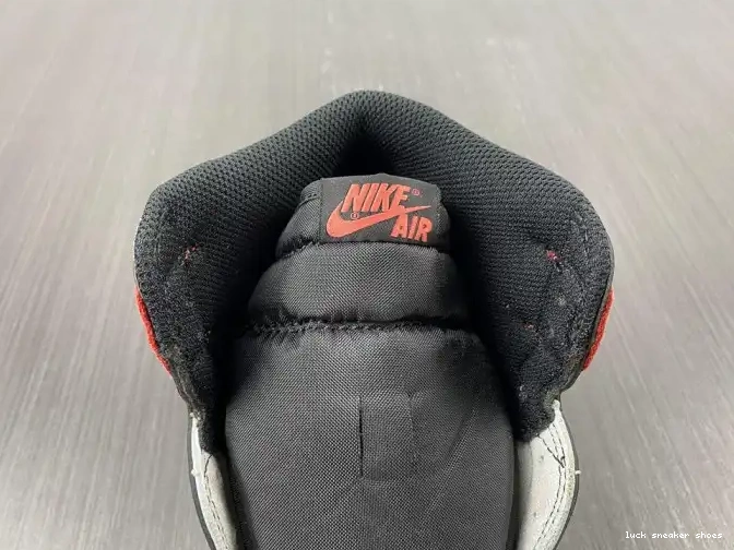 Reps LUCY 'Track High 555088-112 Air Red' Jordan 1 OG Retro 0522